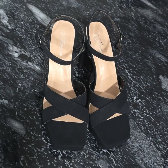 BRAND NEW FOREVER BLOCK HEEL  CRISS-CROSS  ADJUSTABLE BUCKLE ALMOND TOE … - Picture 3 of 16